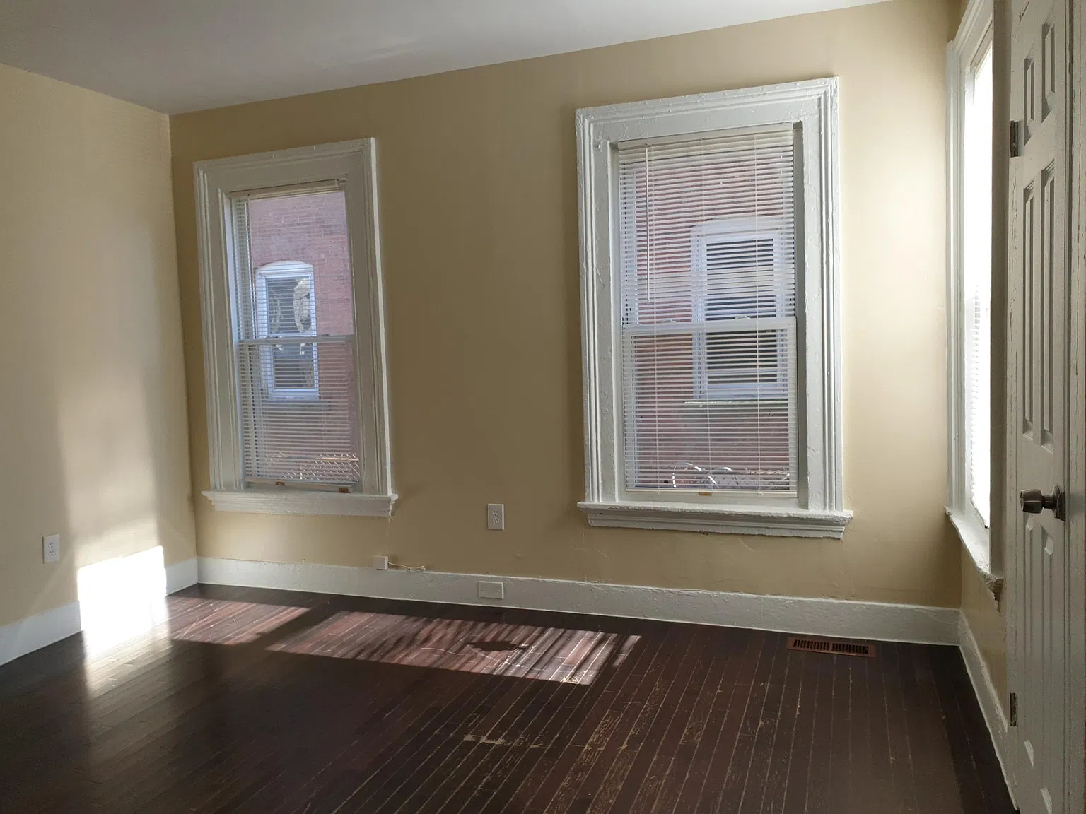 317 Exchange St — Photo 4