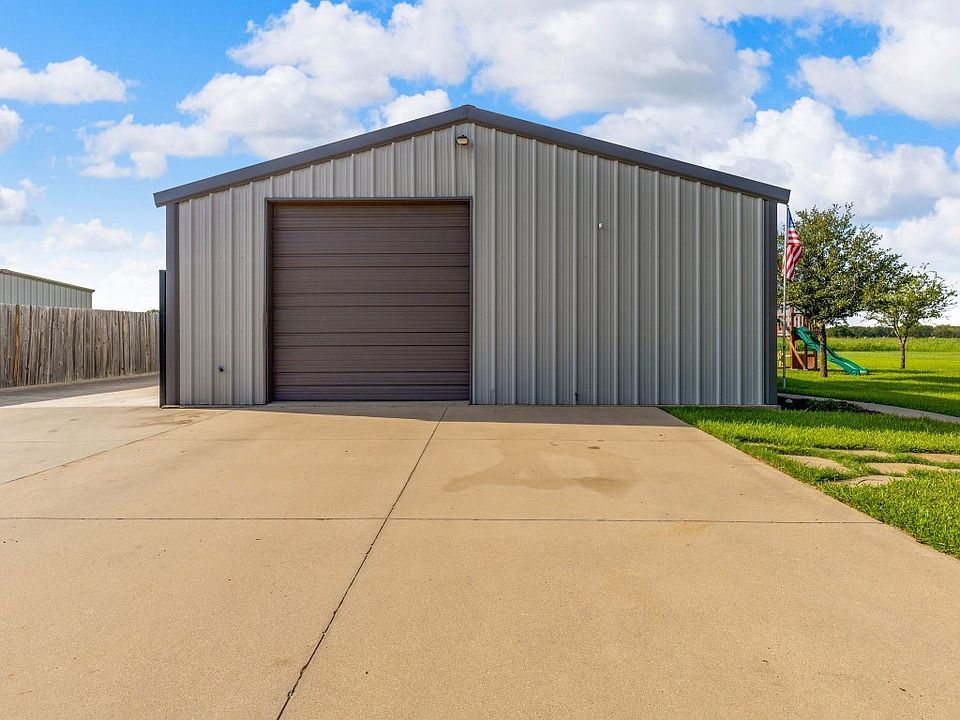 408 E Vaughn Rd, Cleburne, TX 76031 MLS 20162458 Zillow