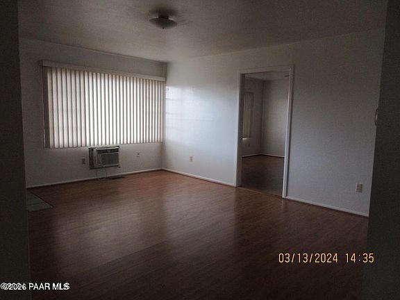 3rd image of 1205 Stetson Rd
