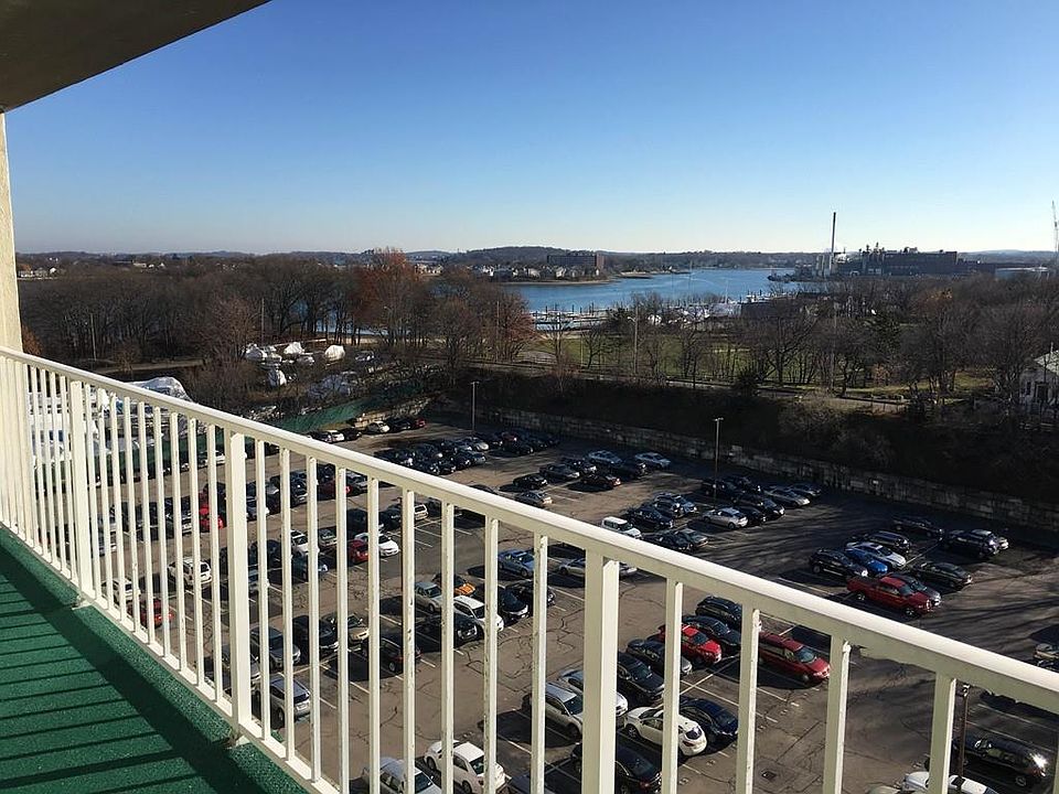 1st image of 200 Cove Way Unit 1018