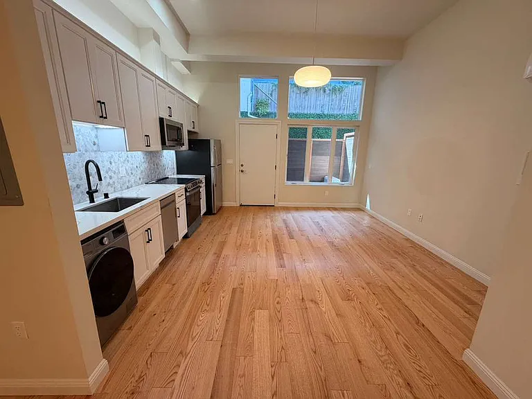 411 Fairmount Avenue — Photo 70