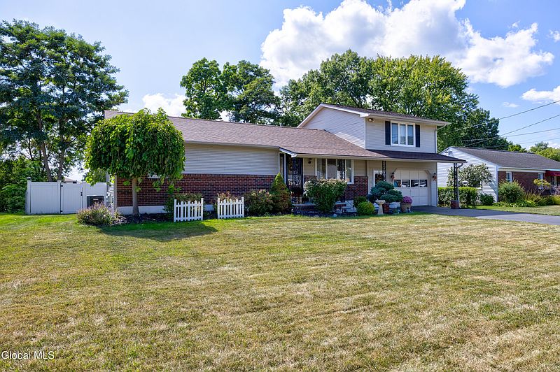 3rd image of 59 Glenville Street