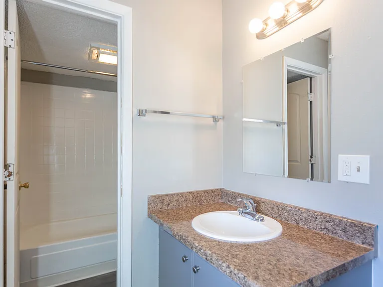 Casa Del Sol Apartments — Photo 31