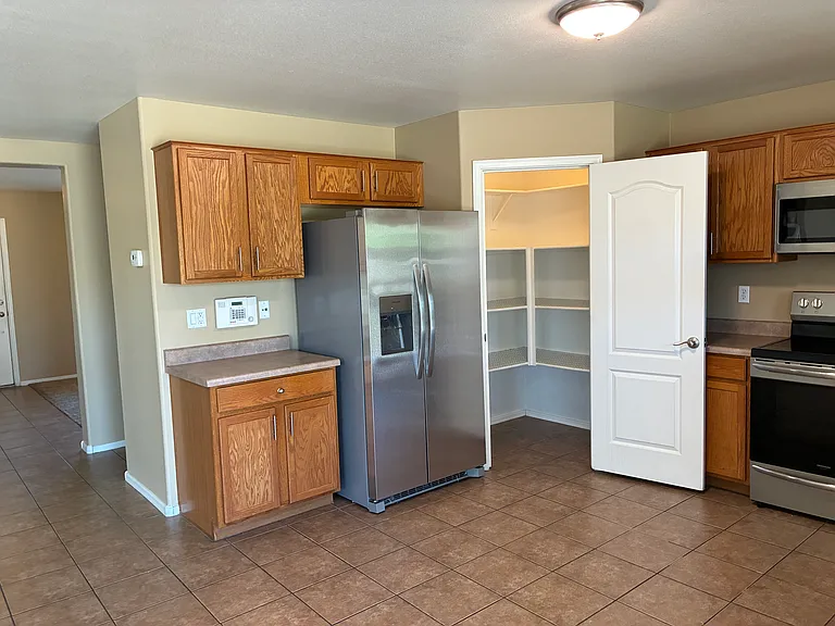 17698 W Maya Way — Photo 12