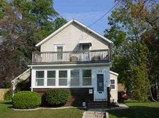 1616 35th St, Kenosha, WI 53140