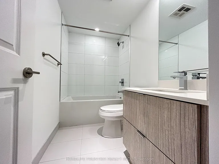 395 Bloor St E #1812 — Photo 12