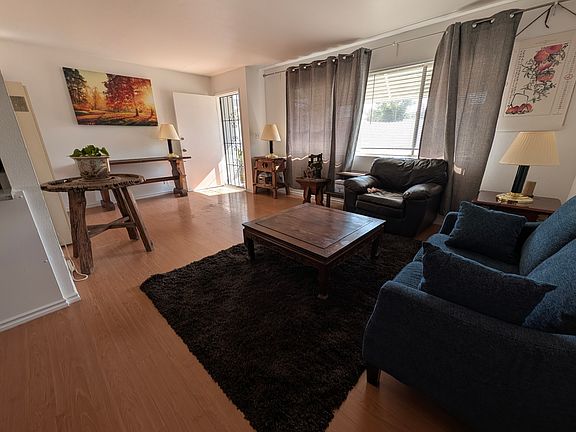 Living room with furnished or non-furnished.