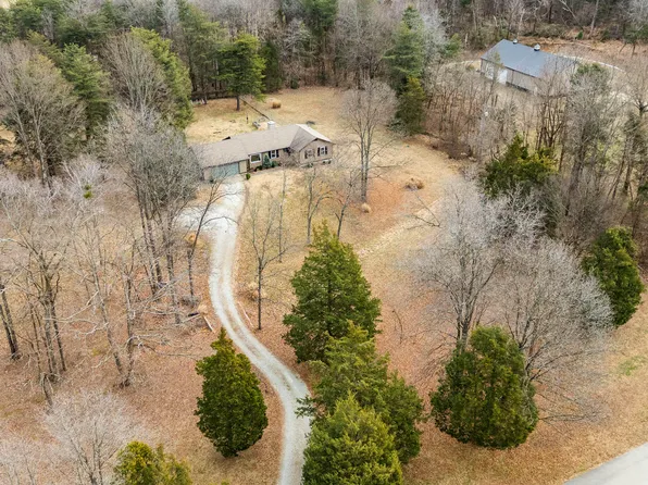 107 Creel Ln, Bardstown, KY 40004