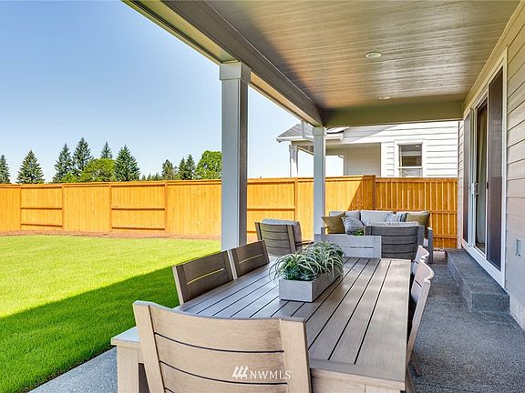 4th image of 6632 Seaglass Avenue SE