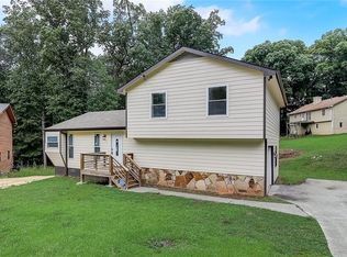 3211 Oakbrook Ln, Clarkston, GA 30021