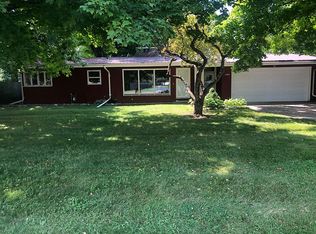 1105 Michigan Ave, Sturgis, MI 49091