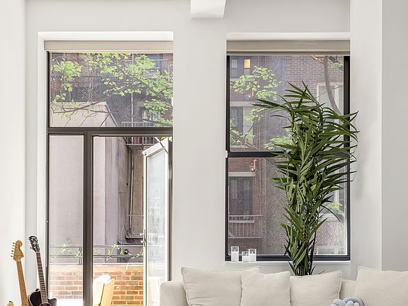 4th image of 140 W 22nd St APT 2F