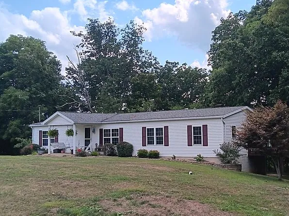 213 Ivybrook Rd, Parkersburg, WV 26101