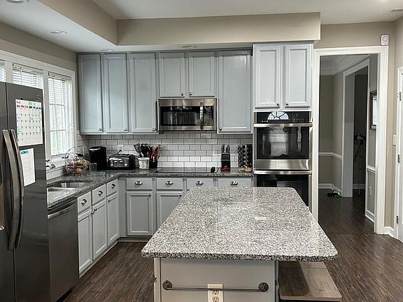 3rd image of 8406 Bates Dr