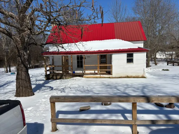 1056 Danville Rd, Waldron, AR 72958