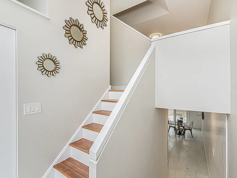 432 Skokie Blvd — Photo 11
