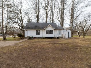 2824 W Jolly Rd, Lansing, MI 48911