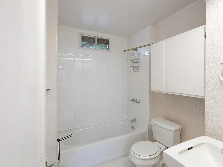 4616 E Cesar Chavez St #1 — Photo 9