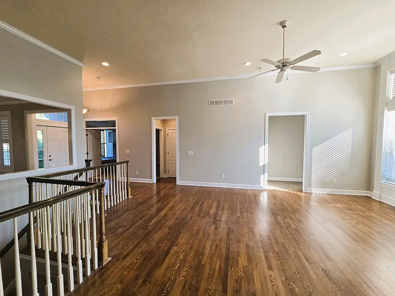 11855 W 144th Ter — Photo 3