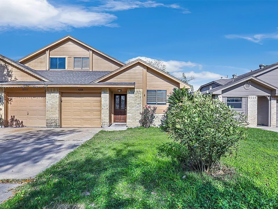 5255 Beaverbrook Dr