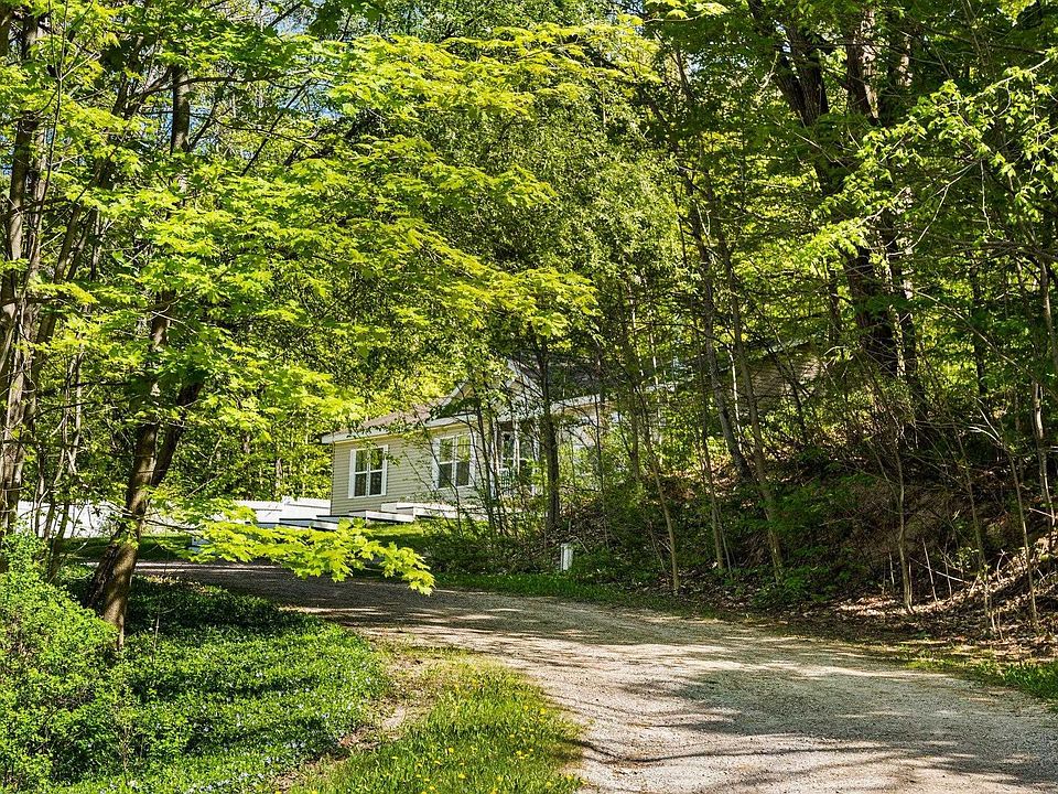 10400 Pickerel Lake Rd, Petoskey, MI 49770 Zillow