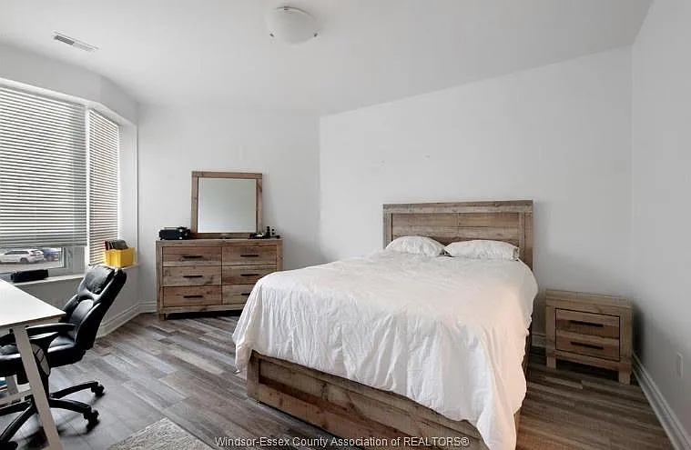 5055 Riverside Dr E #201 — Photo 26