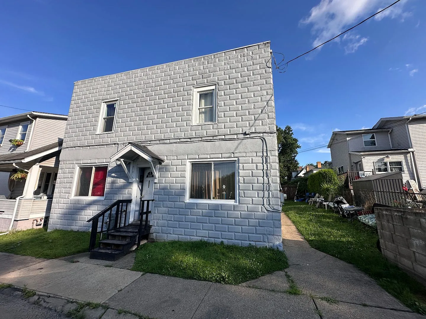 512 Linden Avenue — Photo 1