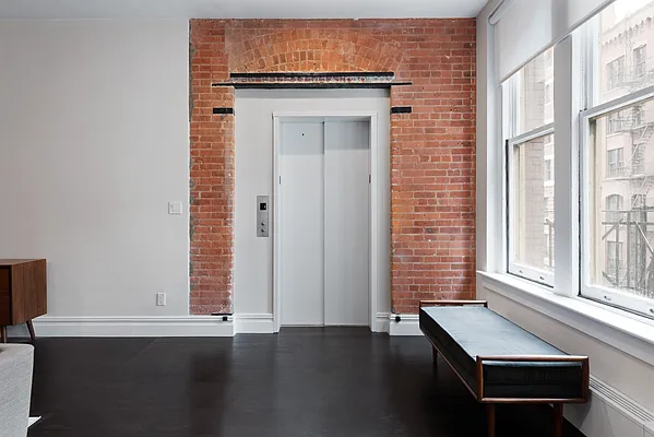 Rented by Compass | media 19