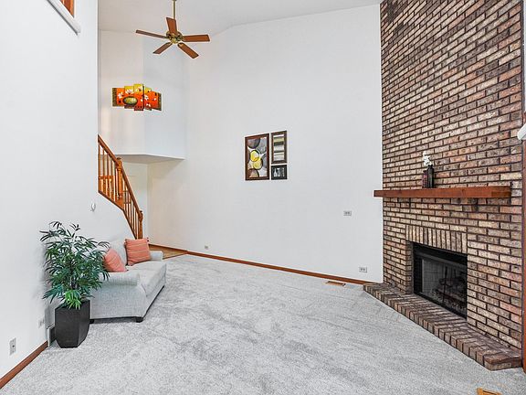 3rd image of 1713 Pebble Beach Dr