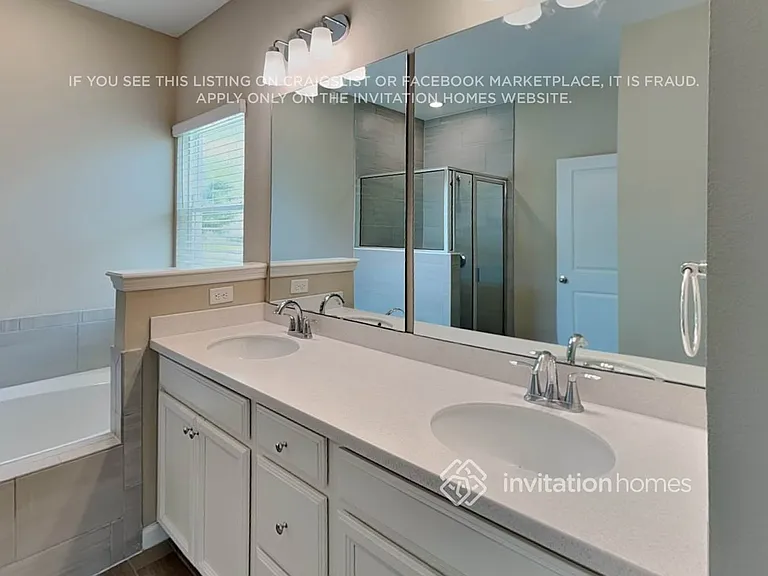 11249 Oyster Creek Rd — Photo 9