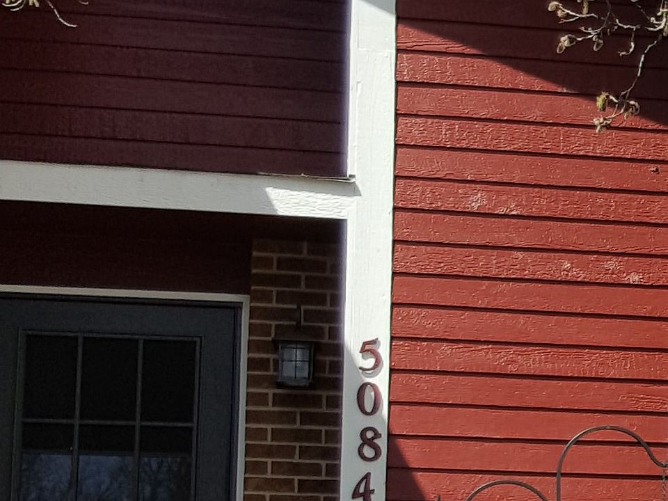 New paint as of 2016