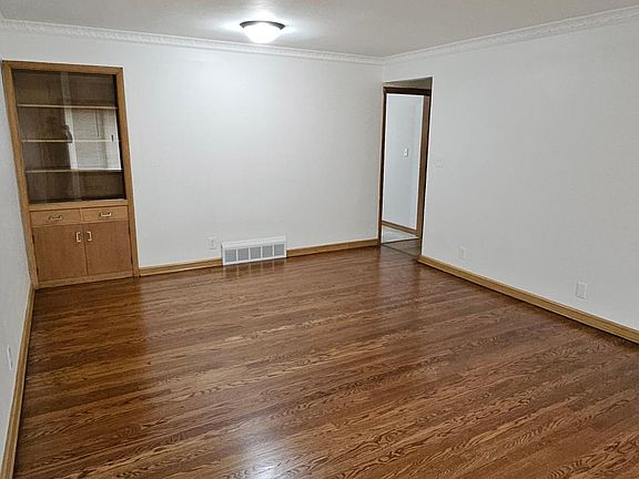 5th image of 6368 W Medford Ave #6368