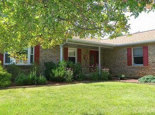 4155 Courtland Dr, Newburgh, IN 47630