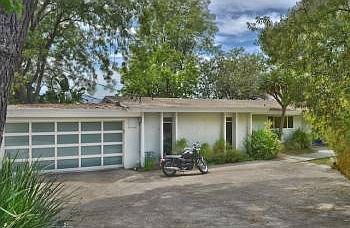 1st image of 2979 Briar Knoll Dr