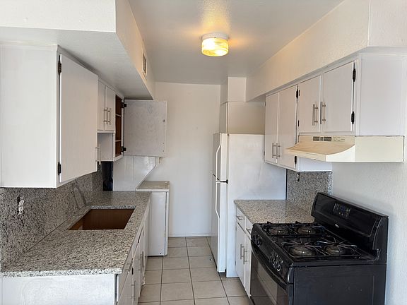 4th image of 1900 Karen Sue Pl APT A
