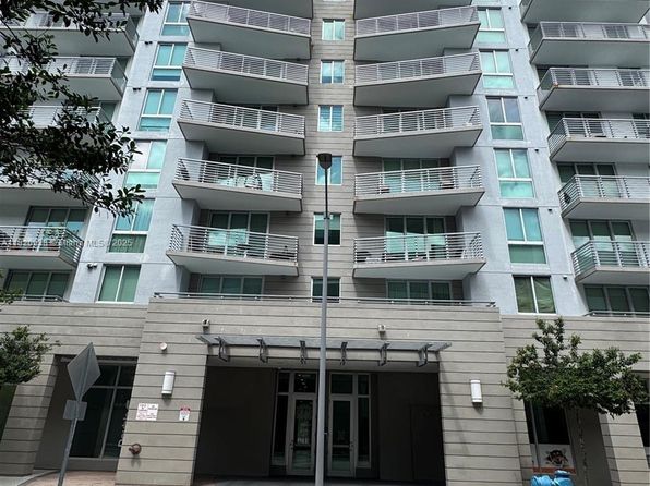 7875 NW 107th Ave APT 215