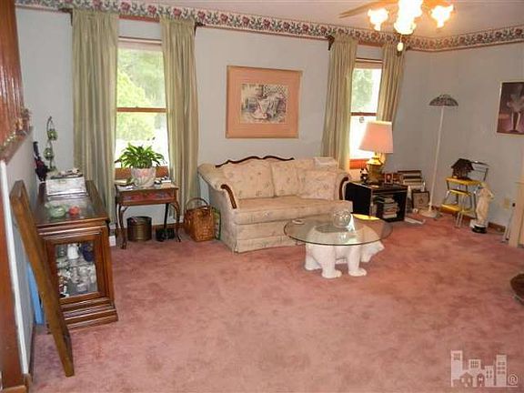 4th image of 904 Haymarket Ln