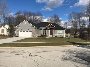 1015 Pamshire Downs Ct, Holland, OH 43528