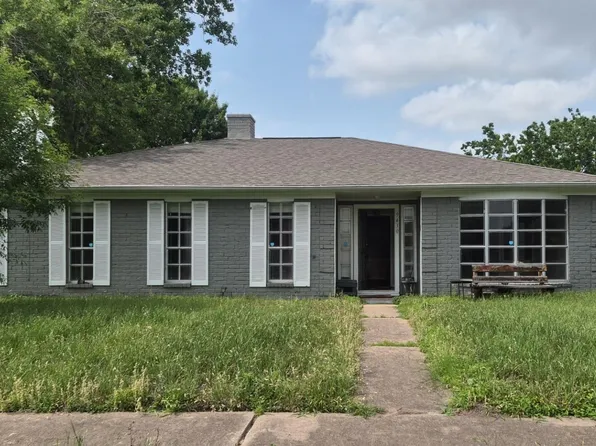 9430 Claridge Dr, Houston, TX 77031