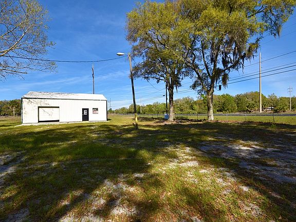 2nd image of 20864 SE Highway 19