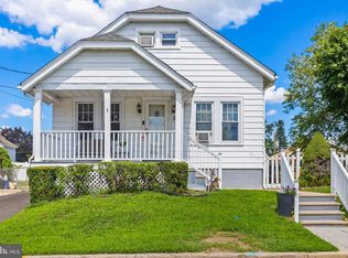 38 Oregon Ave, Hamilton, NJ 08610