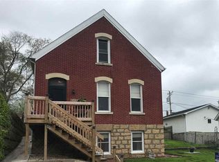 2420 Queen St, Dubuque, IA 52001