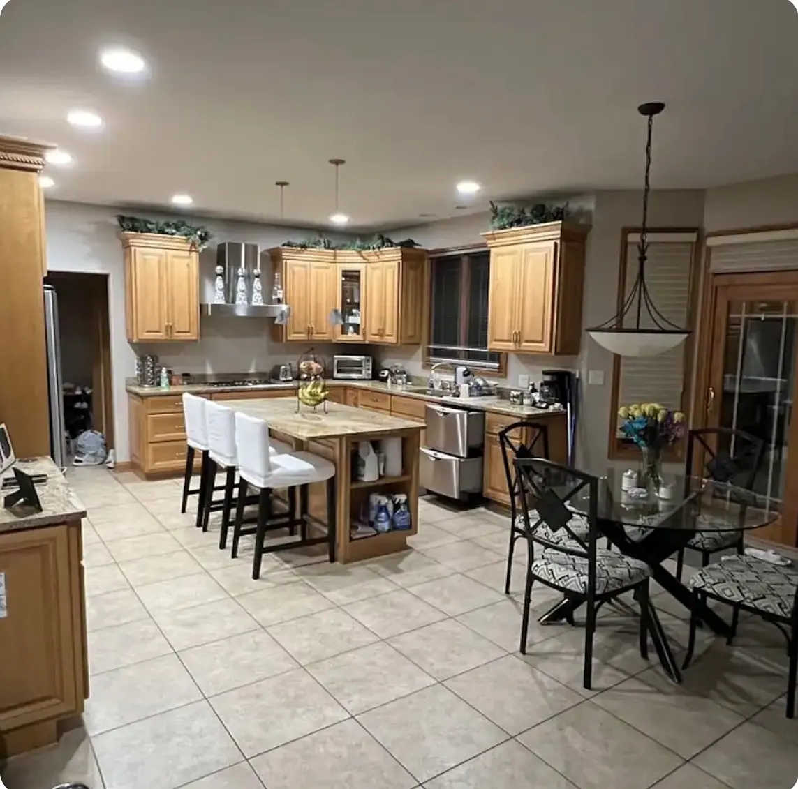 230 Sawgrass Dr — Photo 3