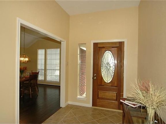 2nd image of 2114 Kildare Dr