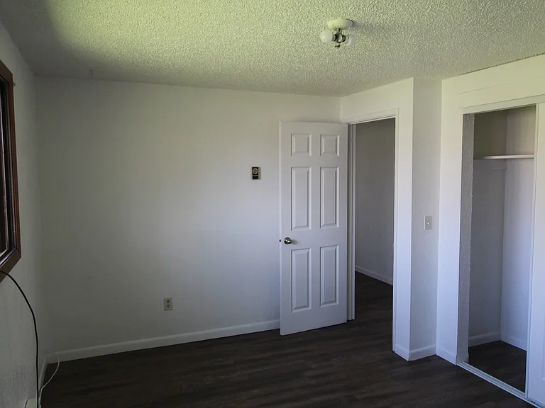 4831 Darwin Pl — Photo 11