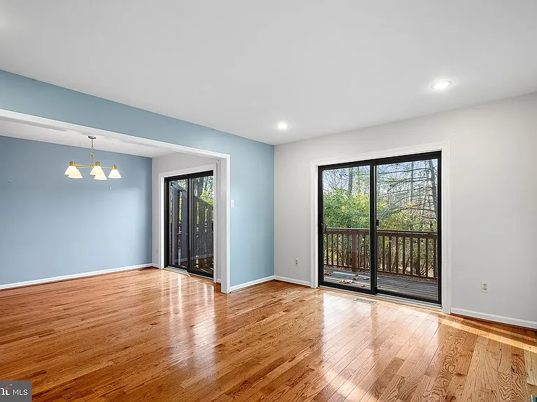 60 Iroquois Ct — Photo 27
