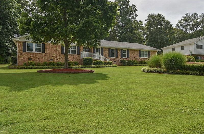 1st image of 1948 Harbour Oaks Dr