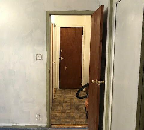 Living room to Hallway