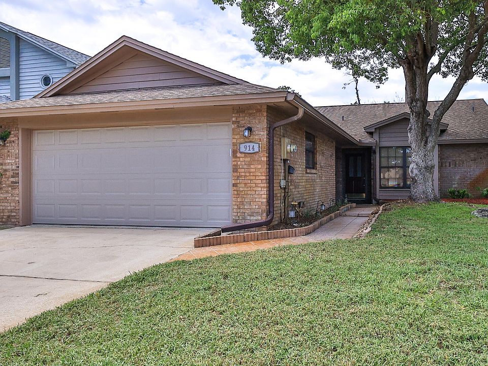 1st image of 914 Ginger Tree Pl