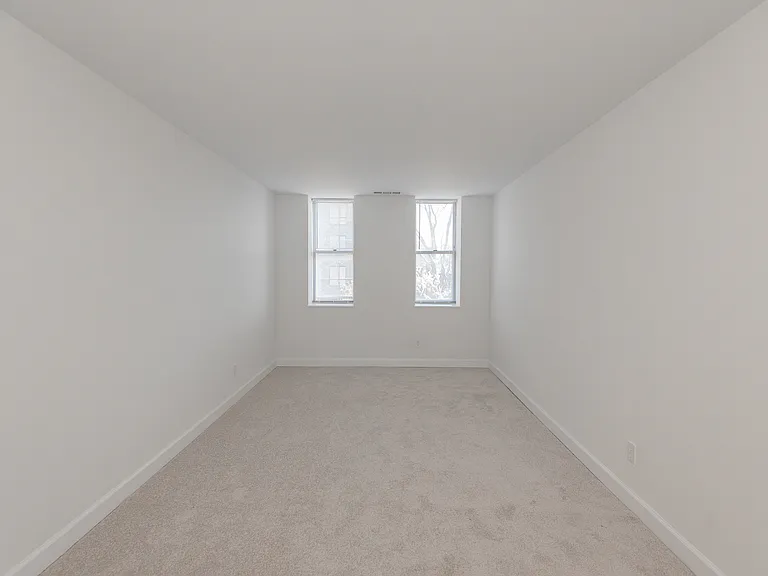 5630 Pershing Ave #42 — Photo 8